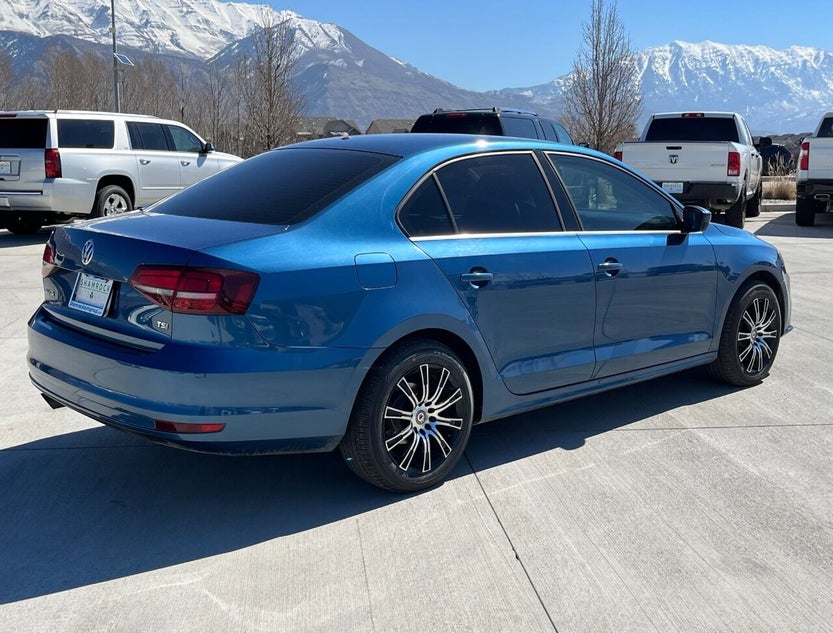 3VW167AJ9HM387303