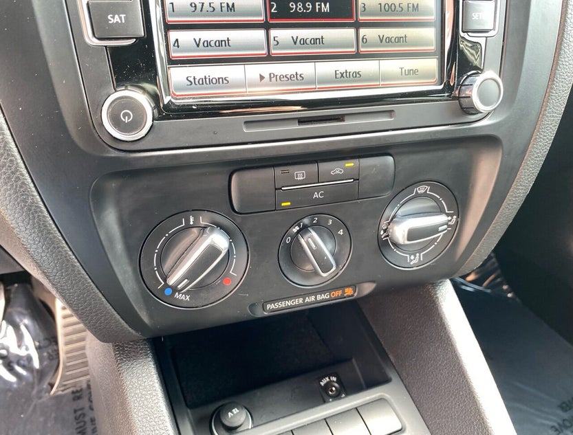 3VW567AJ8CM450207