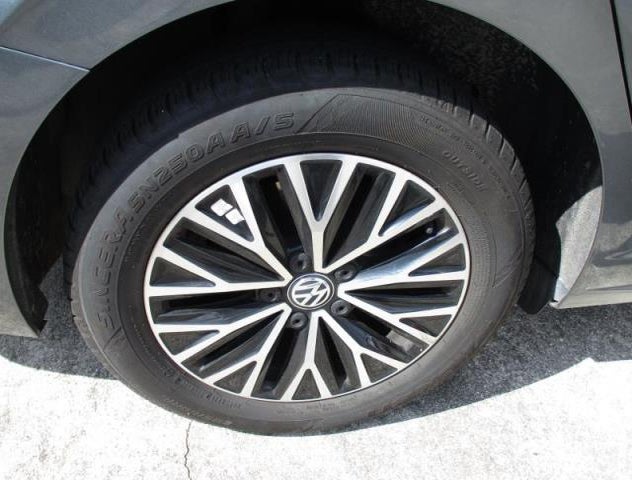 3VWC57BU1MM048274