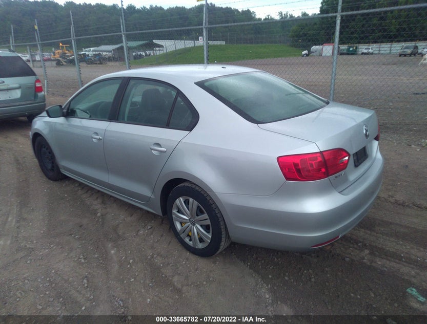 3VW2K7AJ6BM075088