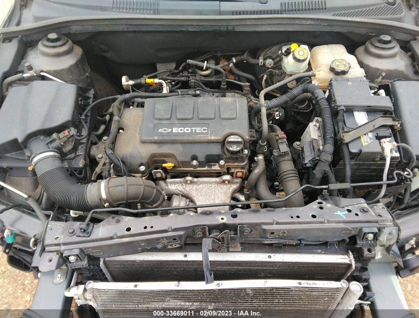 1G1PE5SB7F7250209