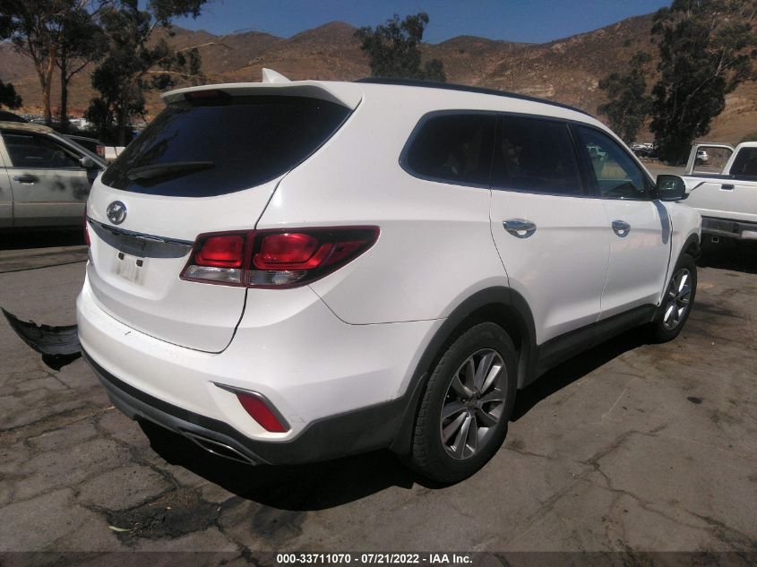 KM8SM4HF8HU223092 2017 Hyundai Santa Fe Se