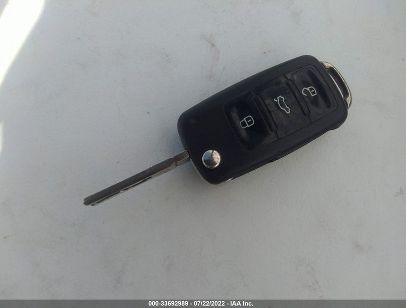 3VWPL7AJ1CM675585