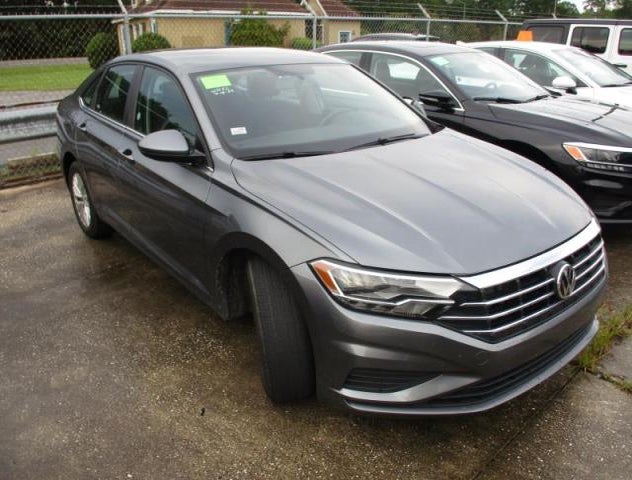 3VWCB7BU8LM037568