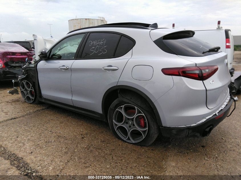 2022 Alfa Romeo Stelvio Sprint Awd VIN: ZASPAKAN8N7D38950 Lot: 33725035