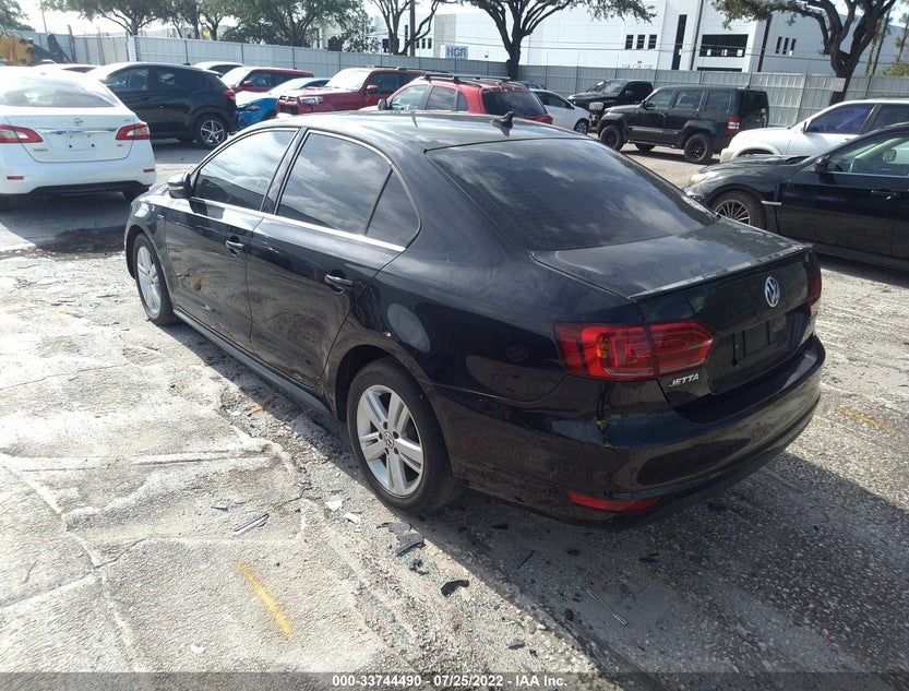 3VW637AJ5DM250108