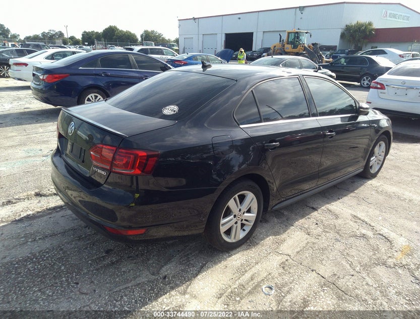 3VW637AJ5DM250108