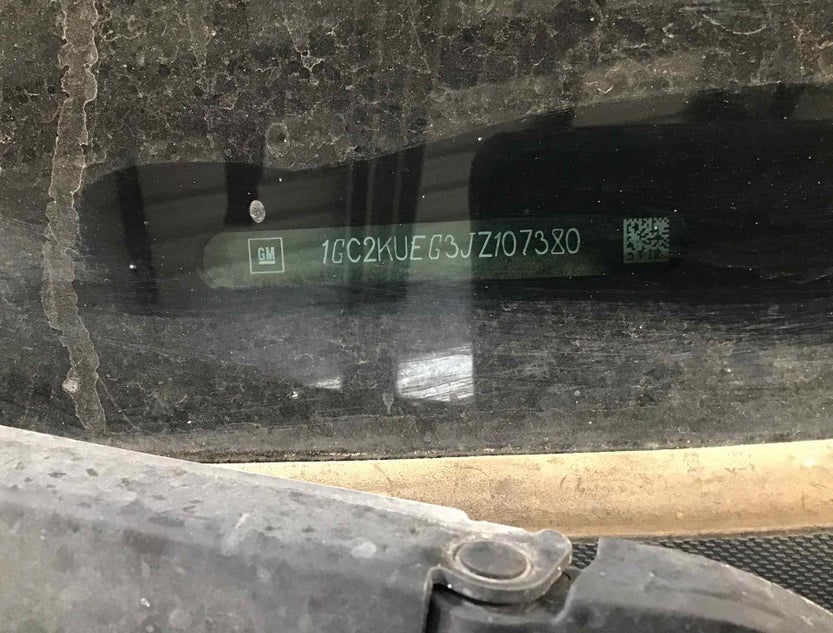 1GC2KUEG3JZ107380