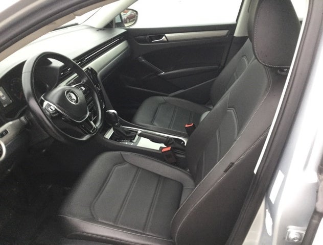 1VWSA7A37LC008426