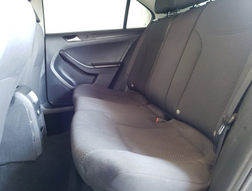 3VW2K7AJ0DM317392