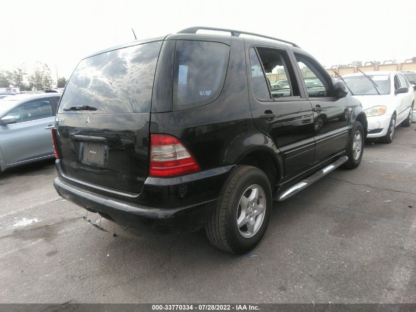 4JGAB54E51A239830 2001 Mercedes-Benz M-Class Base (A5)