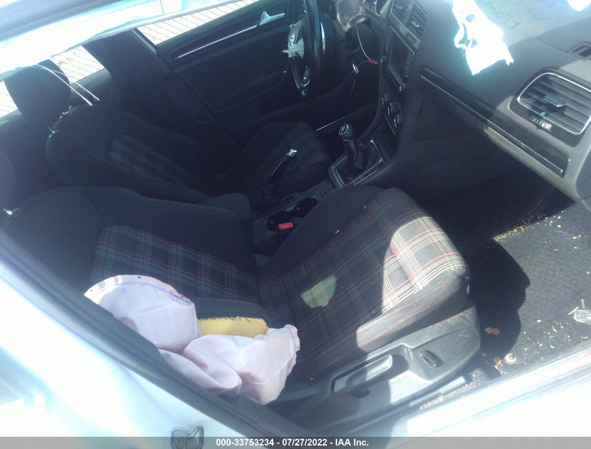 3VW5T7AU1GM004778