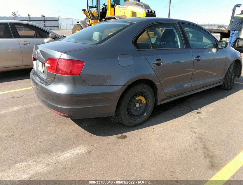 3VW1K7AJ5CM353587