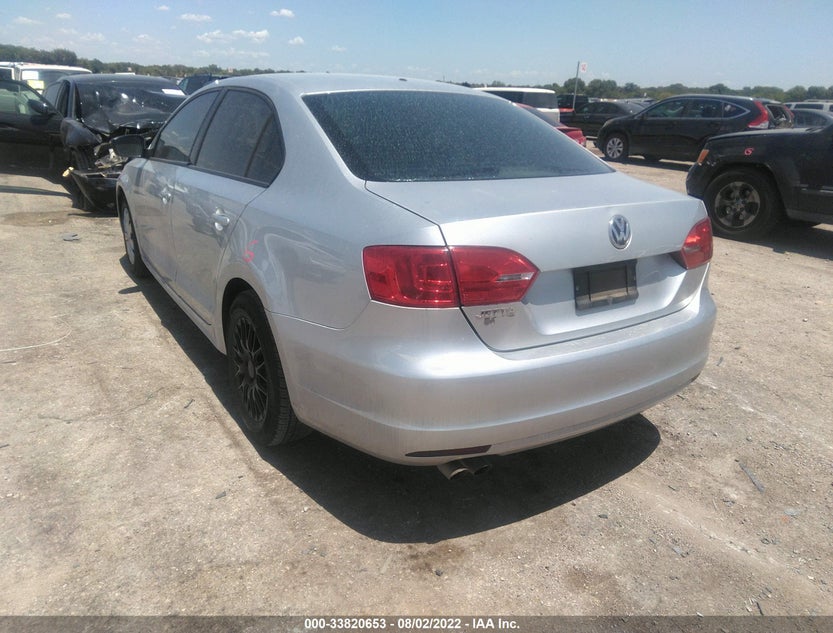 3VW2K7AJ0EM212630