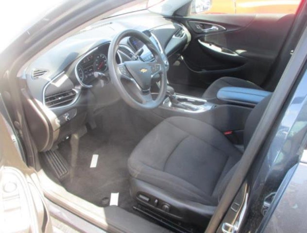1G1ZD5ST4MF072203