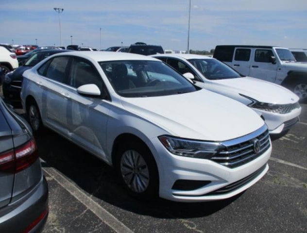 3VWCB7BU4LM037261