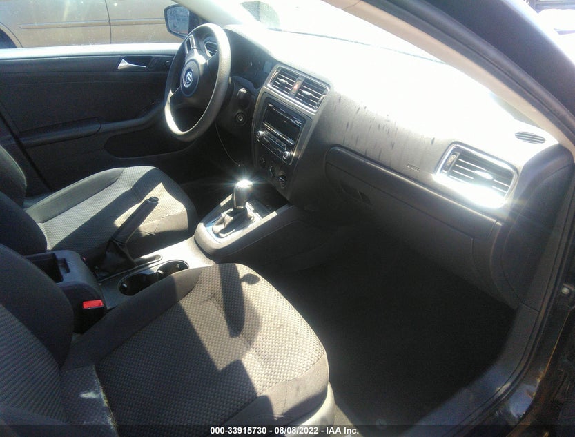 3VW2K7AJ9DM355770
