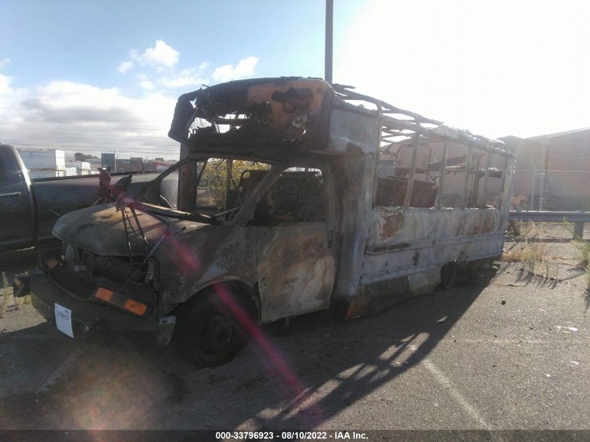 2019 Chevrolet Express G4500 1HA7GUBG3KN012782 photo #3