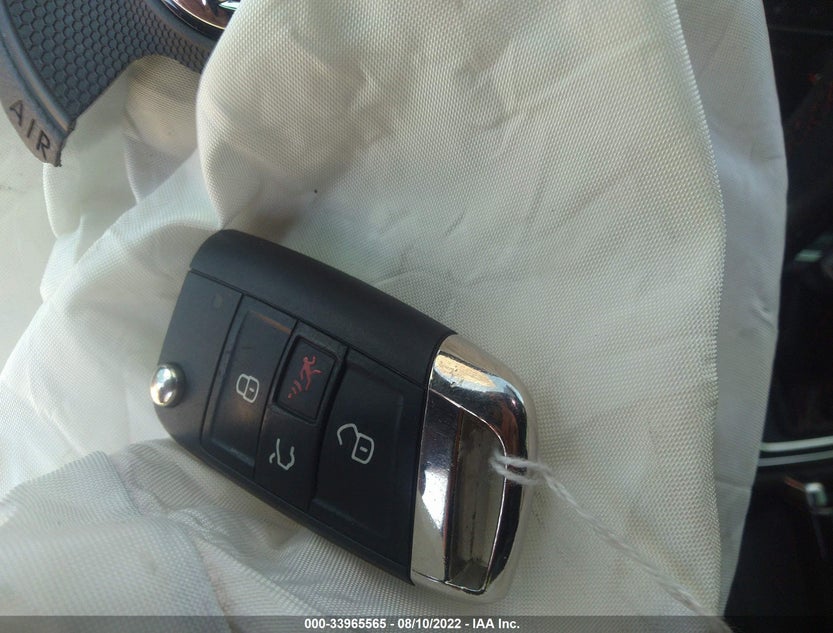 3VW447AU2HM007070
