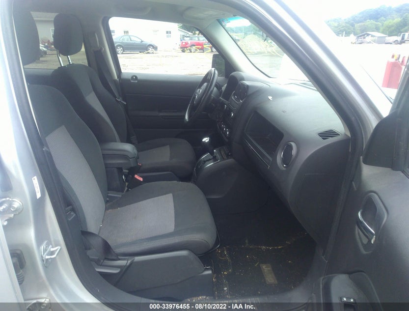 1J4NF1GB8BD119230