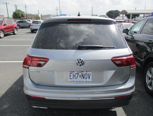 3VV3B7AX1MM081204