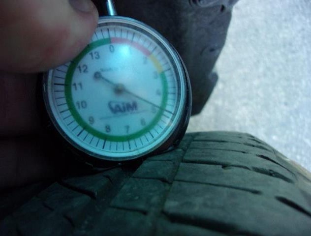 2T3F1RFV8MW206702