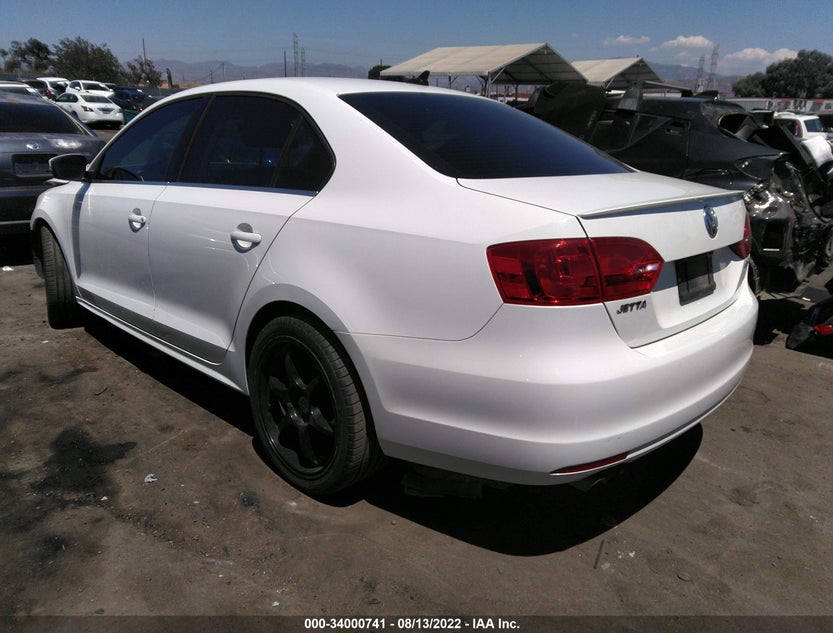 3VWDP7AJ9DM287139
