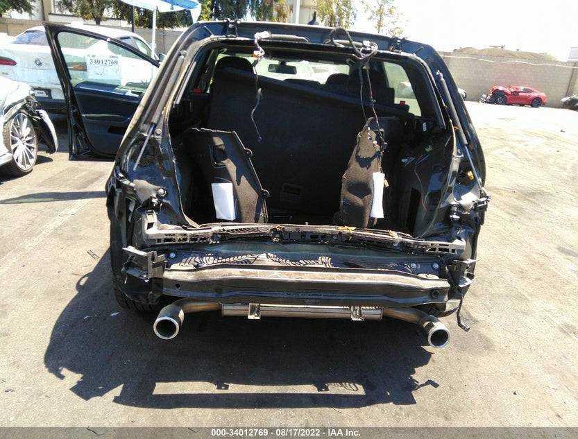 3VW5T7AU7KM010061