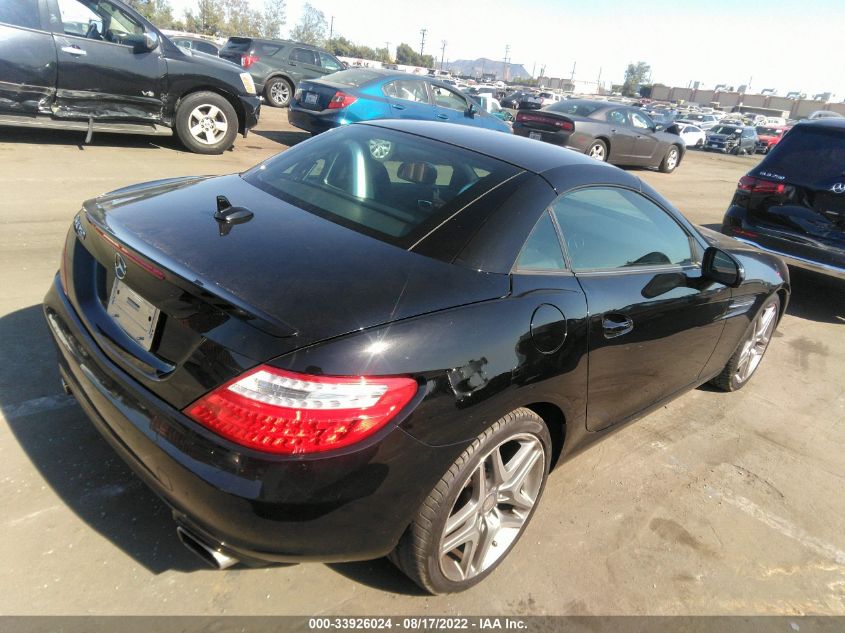 VIN WDDPK4HA4FF104483 2015 Mercedes-Benz SLK-Class,... no.4