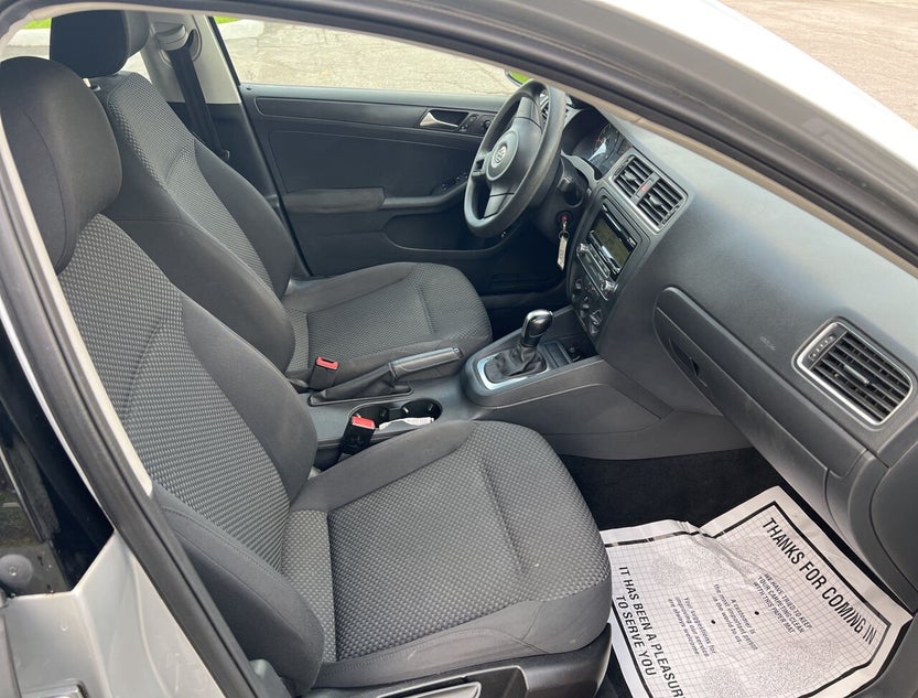 3VW2K7AJ5BM336596