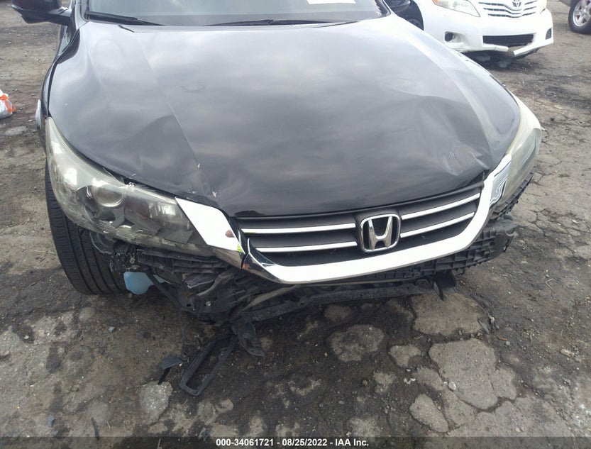 1HGCR2F70FA220083