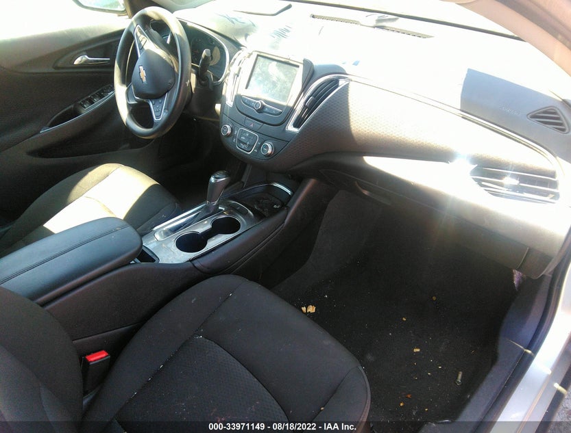 1G1ZD5ST6JF150203