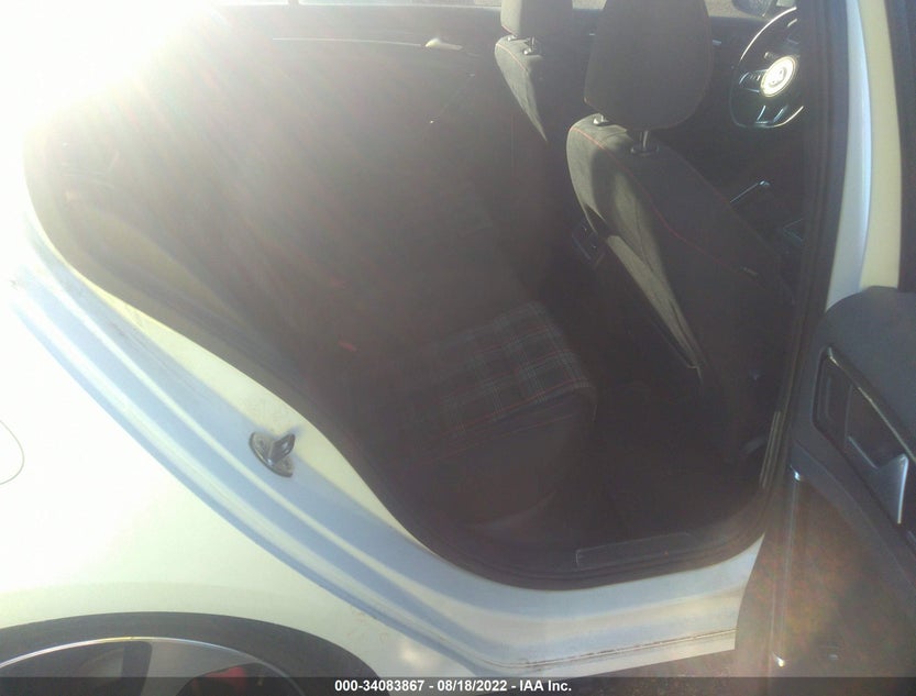 3VW5T7AU6GM008325