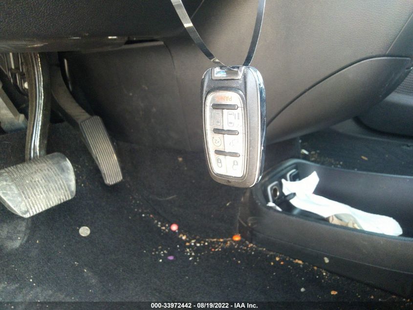 2018 Chrysler Pacifica Touring L VIN: 2C4RC1BG2JR198005 Lot: 33972442