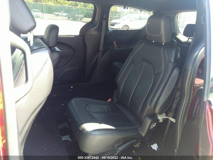 2018 Chrysler Pacifica Touring L VIN: 2C4RC1BG2JR198005 Lot: 33972442