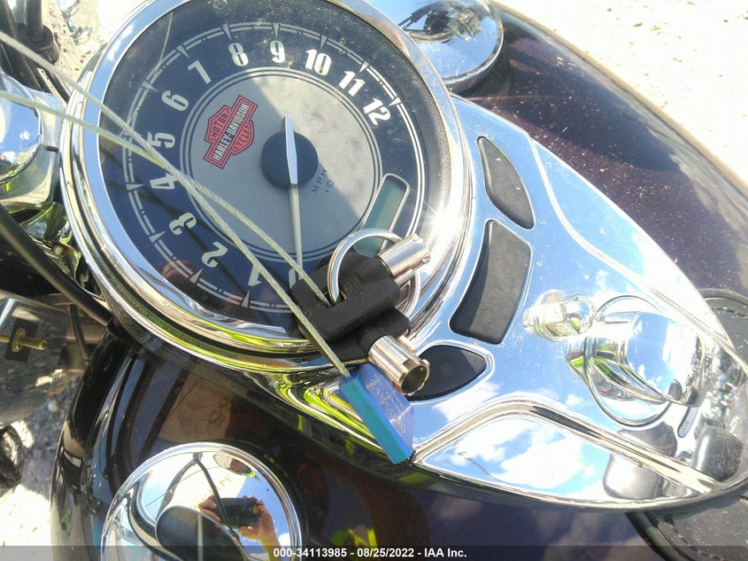 2011 Harley-Davidson Flstc VIN: 1HD1BW511BB023151 Lot: 34113985