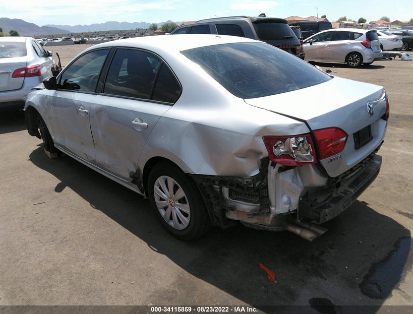 3VW2K7AJ0CM411366