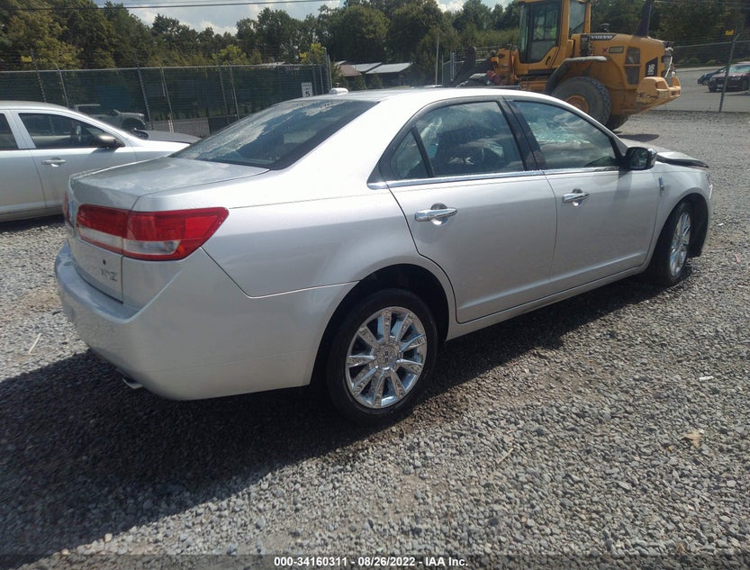 3LNHL2GC9BR750968