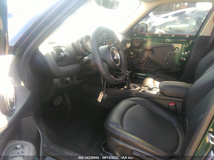 2016 MINI COOPER CLUBMAN VIN: WMWLN5C56G2E07158