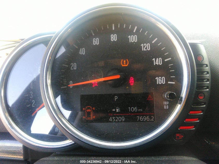 2016 MINI COOPER CLUBMAN VIN: WMWLN5C56G2E07158