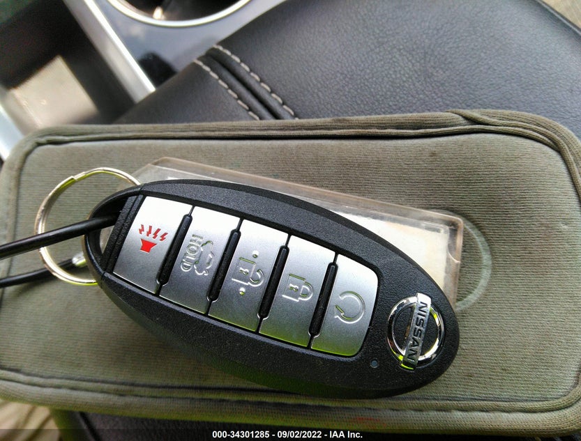 1N4BL4DV0MN370070