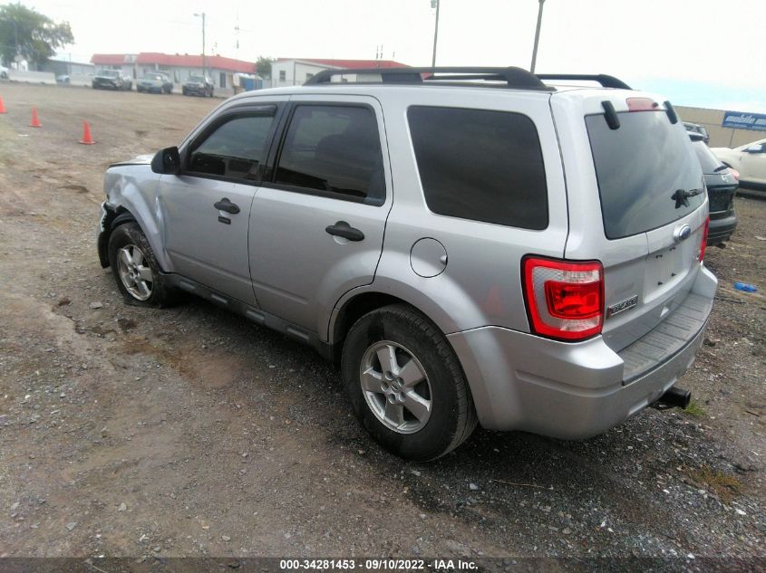 1FMCU0DG2AKC84967 2010 Ford Escape Xlt