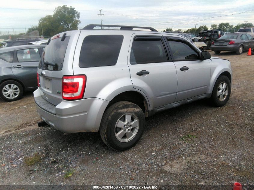 1FMCU0DG2AKC84967 2010 Ford Escape Xlt