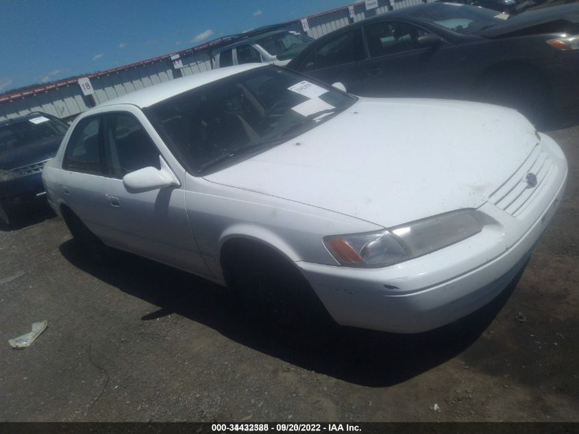 4T1BG22K3XU494822 1999 Toyota Camry Le