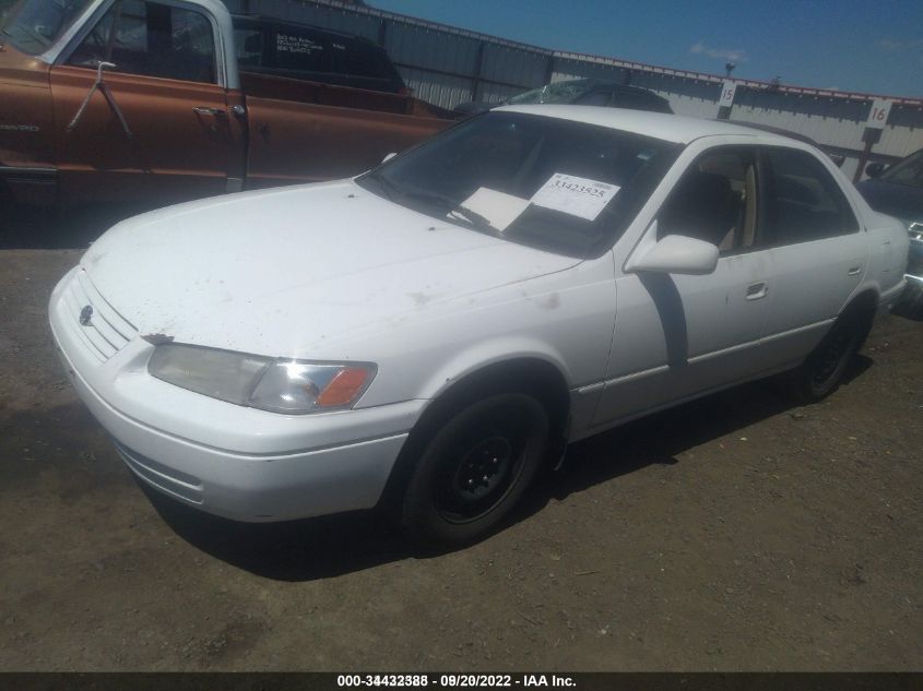 1999 Toyota Camry Le VIN: 4T1BG22K3XU494822 Lot: 34432388