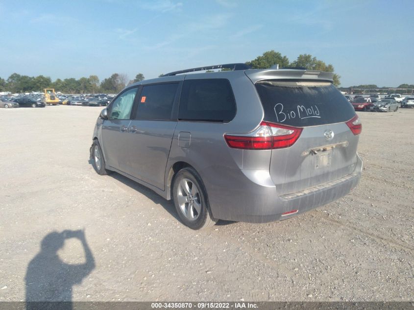 5TDKZ3DC9JS944110 2018 Toyota Sienna Le 8 Passenger