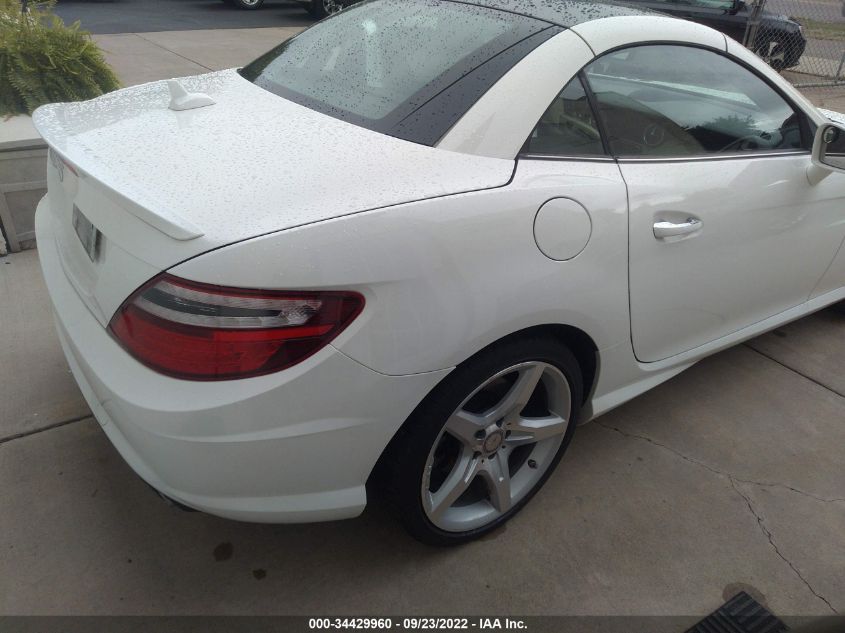 VIN WDDPK4HA8EF087704 2014 Mercedes-Benz SLK-Class,... no.4