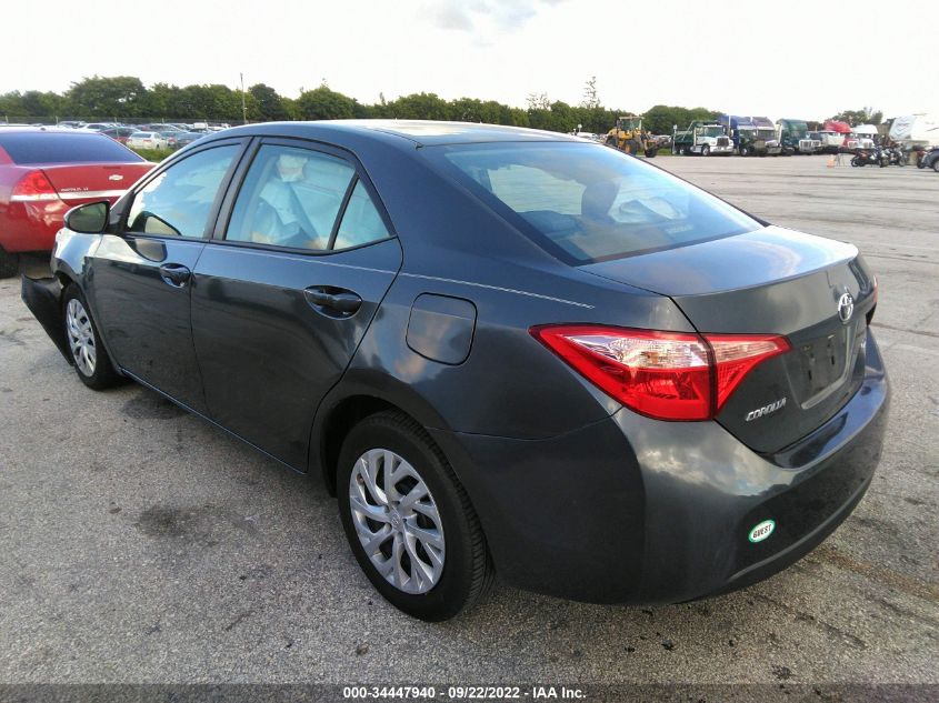 5YFBURHE9JP770125 2018 Toyota Corolla Le