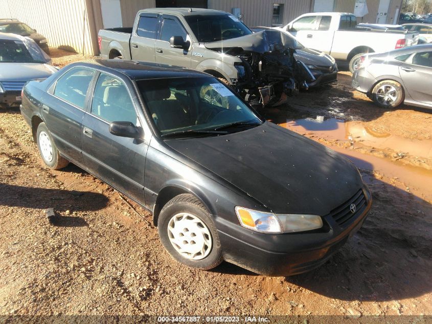 1998 Toyota Camry Le VIN: 4T1BG22K0WU215776 Lot: 34567887