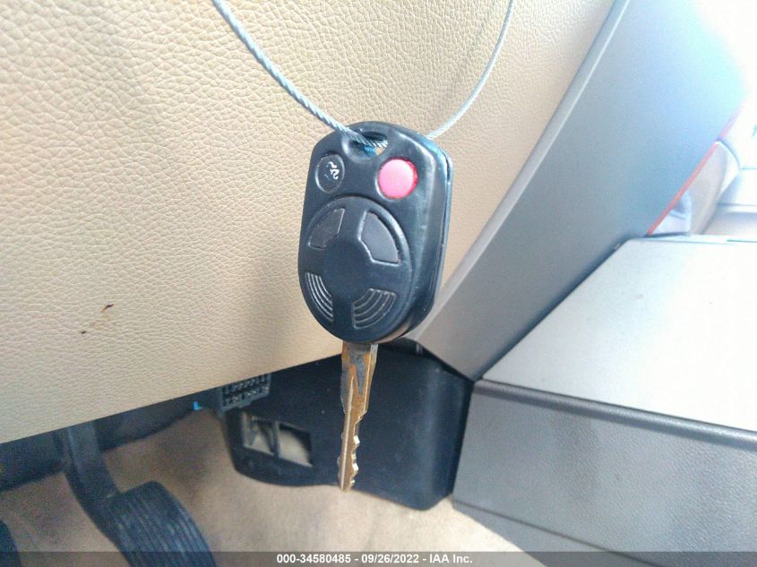 2010 Ford Expedition Eddie Bauer/King Ranch VIN: 1FMJU1J57AEB71515 Lot: 34580485